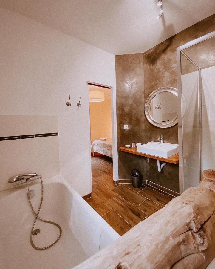 Auberge De La Foret Bonifatu كالينزانا المظهر الخارجي الصورة