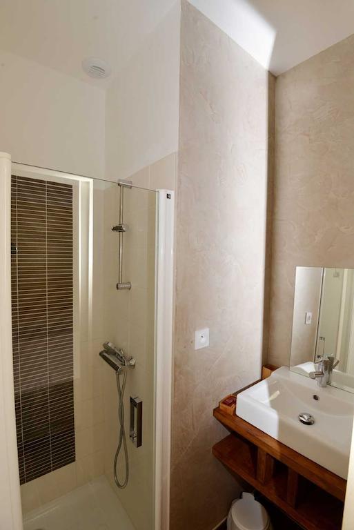 Auberge De La Foret Bonifatu كالينزانا الغرفة الصورة